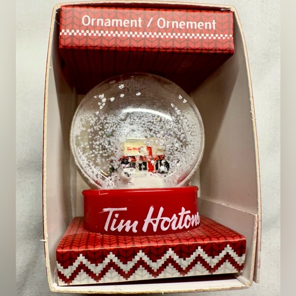 Tim Hortons Snow Globe Christmas Ornament 2015 - Picture 2 of 6
